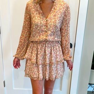Revolve dress: cute, fun, and floral. Size Small